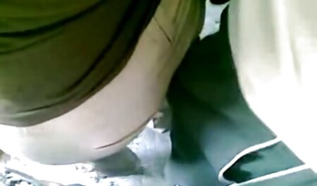 एक नग्न शरीर के साथ काले और मूवी सेक्सी वीडियो कामुक अधोवस्त्र
